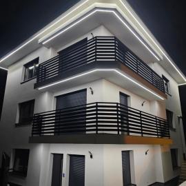 Noclegi APART Gorlice，位于戈尔利采的酒店