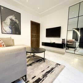 Luxe Apartments Surulere，位于拉各斯的酒店