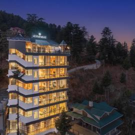 Hotel Mountain Mirage，位于Kumhārsain的酒店
