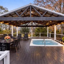 Blue Star 2 Location Location 12 person hot tub，位于Douglas的酒店