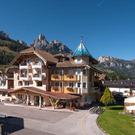 Hotel Chalet Sas Morin，位于博萨迪法萨的酒店