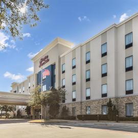 Hampton Inn & Suites Dallas/Plano-East,位于普莱诺的酒店