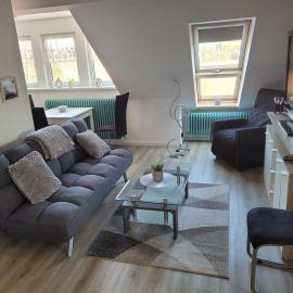 1 Mehrbettzimmer mit top Ausstattung，位于Jahmen的酒店