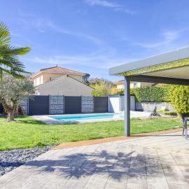 Superbe Villa, 4 chambres, parking, garage et piscine