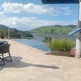 Pousada Varandas do Lago，位于卡皮托利乌的酒店