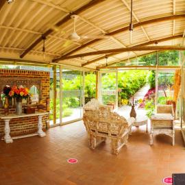 Mandala Hotel Concept Villeta，位于Estación El Salto的酒店