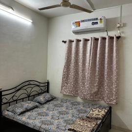 Shree Sadguru Krupa Yatri Niwas，位于戈尔哈布尔的酒店