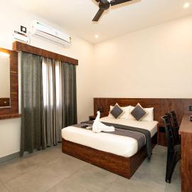 Hotel ELITE Rameswaram，位于拉米斯瓦拉姆的酒店