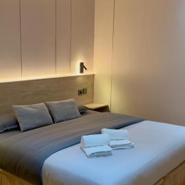 ITOUR Hotel & Coffee，位于Museros的酒店