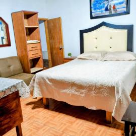 CABAÑA tipo habitación planta alta en Zacatlàn，位于萨卡特兰的酒店