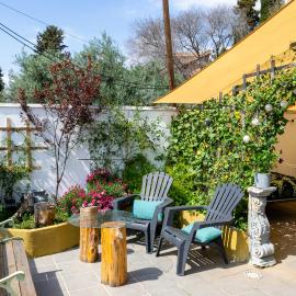 Apartamento amplio con gran terraza y vistas，位于莫纳奇尔的酒店