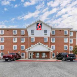 Studio 6 Extended Stay Oklahoma City Norman OK，位于诺曼的酒店