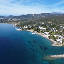 Hydra Beach Resort，位于Thermisia的酒店