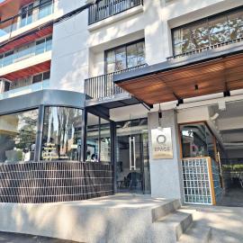 Q Space Sathorn - Narathiwas 18，位于Ban Nong Chaeng的酒店