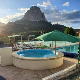 Hotel Quinta Las Fuentes Bernal，位于贝纳尔的酒店