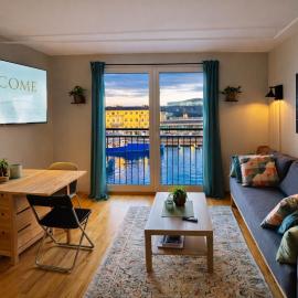 Trondheim Fjord Suites Self Checkin And Out，位于特隆赫姆的酒店