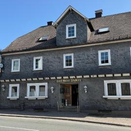 Hotel Kaiser Friedrich，位于巴特贝勒堡的酒店