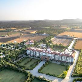 Radisson Resort & Spa Sasan Gir，位于朱纳格特的酒店