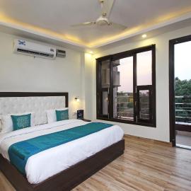 Hotel Surya Residency,位于德拉敦的酒店