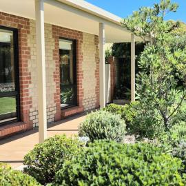 Relax on Ryan Robe - 100m to Beach, Cafes and Town