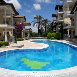 Side Beach Villarında Dubleks Daire