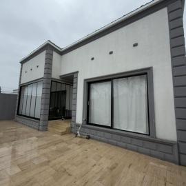 Unique modern private villa near Nakhchivan International Airport，位于纳希切万的酒店