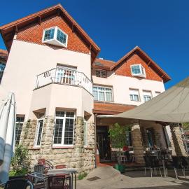 Hotel Harrison Etxea，位于阿莫雷维耶塔-埃查诺的酒店