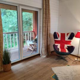 Stable house with balcony and terrace，位于Kodavere的酒店