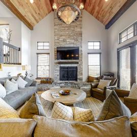 ski-in - ski-out Deer Valley - Jordanelle family lodge with private hot tub，位于希伯城的酒店