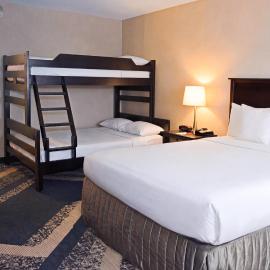 Skyline Hotel & Waterpark