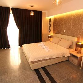 Hotel Korzo，位于比托拉的酒店