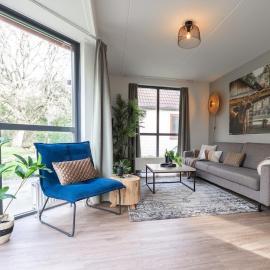 Prachtig & kindvriendelijk vakantiehuis aan recreatiemeer，位于Ewijk的酒店