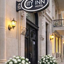 Baku City Inn Boutique Nizami Hotel，位于巴库的酒店