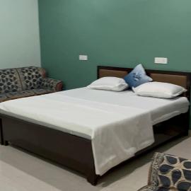 Shyam Hotel & Janmasa，位于Rewa的酒店
