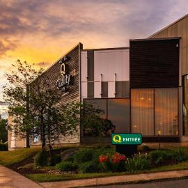 Quality Inn Rouyn-Noranda，位于鲁安的酒店
