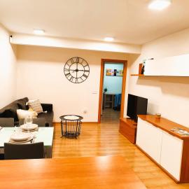 Apartamento Getafe Central-UC3M, Renfe-Metro SOL 18 MIN PARKING Business Friendly，位于赫塔费的酒店