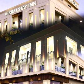 Hotel R S Palace，位于范兰德凡的酒店
