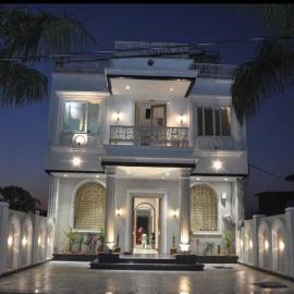 Hotel Classio Ali Asgar,位于Jaorā的酒店