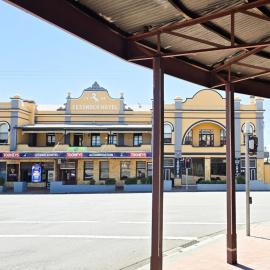 Cessnock Hotel Hunter Valley，位于塞斯诺克的酒店