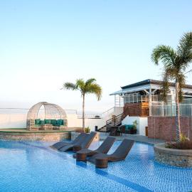 Sunday Belajandro Hotel，位于安吉利斯的酒店