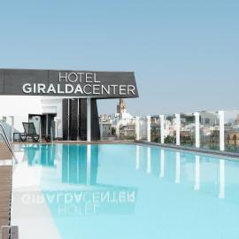 Hotel Giralda Center