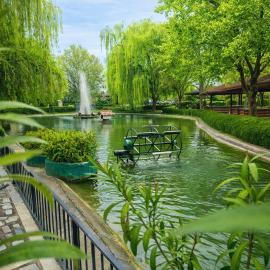 Hotel Bellevue，位于斯科普里的酒店