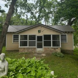 Cabin #1 on Meramec River，位于Steelville的酒店