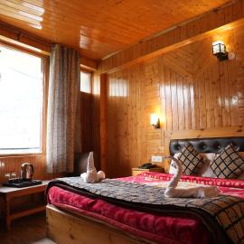 The Himalayan Drift Cottages，位于Bashist的酒店