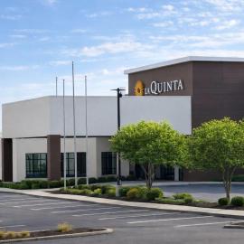 La Quinta Inn & Suites by Wyndham Miamisburg Dayton South,位于迈阿密斯堡的酒店