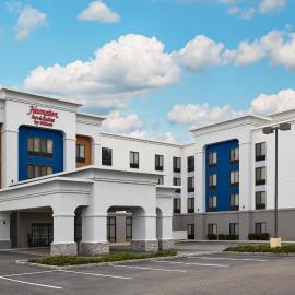Hampton Inn and Suites Parsippany/North,位于帕西帕尼的酒店