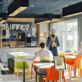 ibis budget Brugge Jabbeke，位于亚贝克的酒店