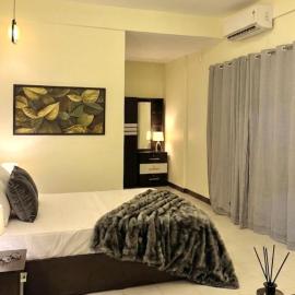 Skylora Heights Inn，位于科泽科德的酒店