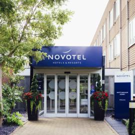 Novotel Nottingham Derby，位于朗伊顿的酒店