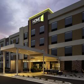 Home2 Suites by Hilton Stevens Point,位于史蒂文斯波因特的酒店